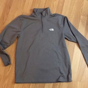 Men's North Face pullover